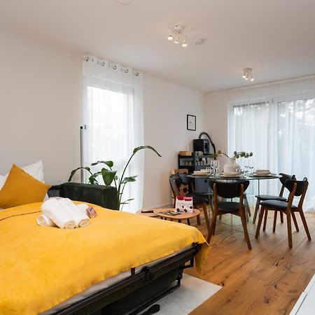 Noblenest: Terrasse - Netflix - Kaffee Apartman Bécs Kültér fotó