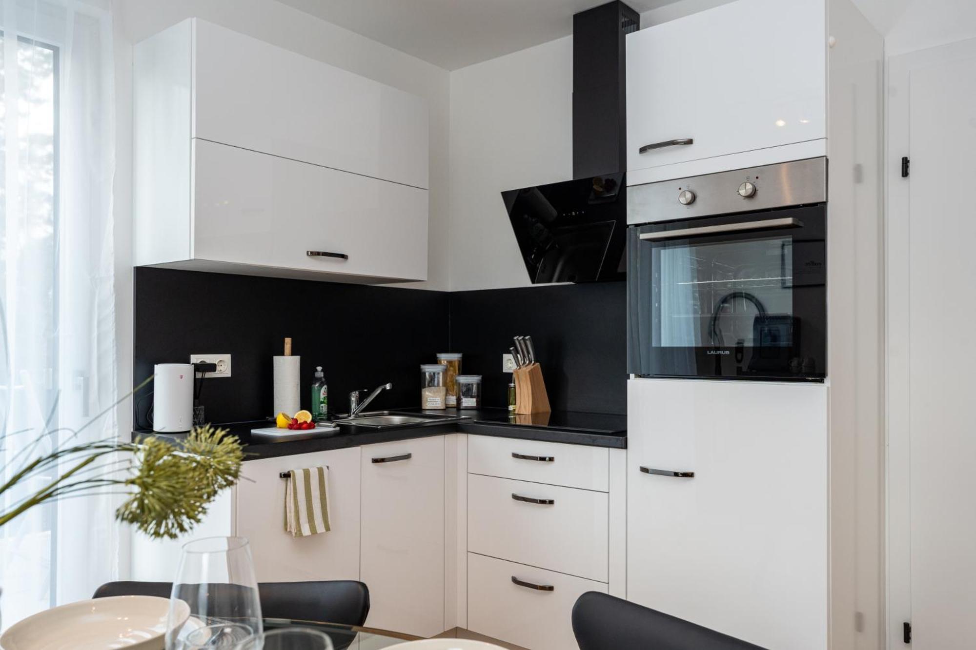 Noblenest: Terrasse - Netflix - Kaffee Apartman Bécs Kültér fotó