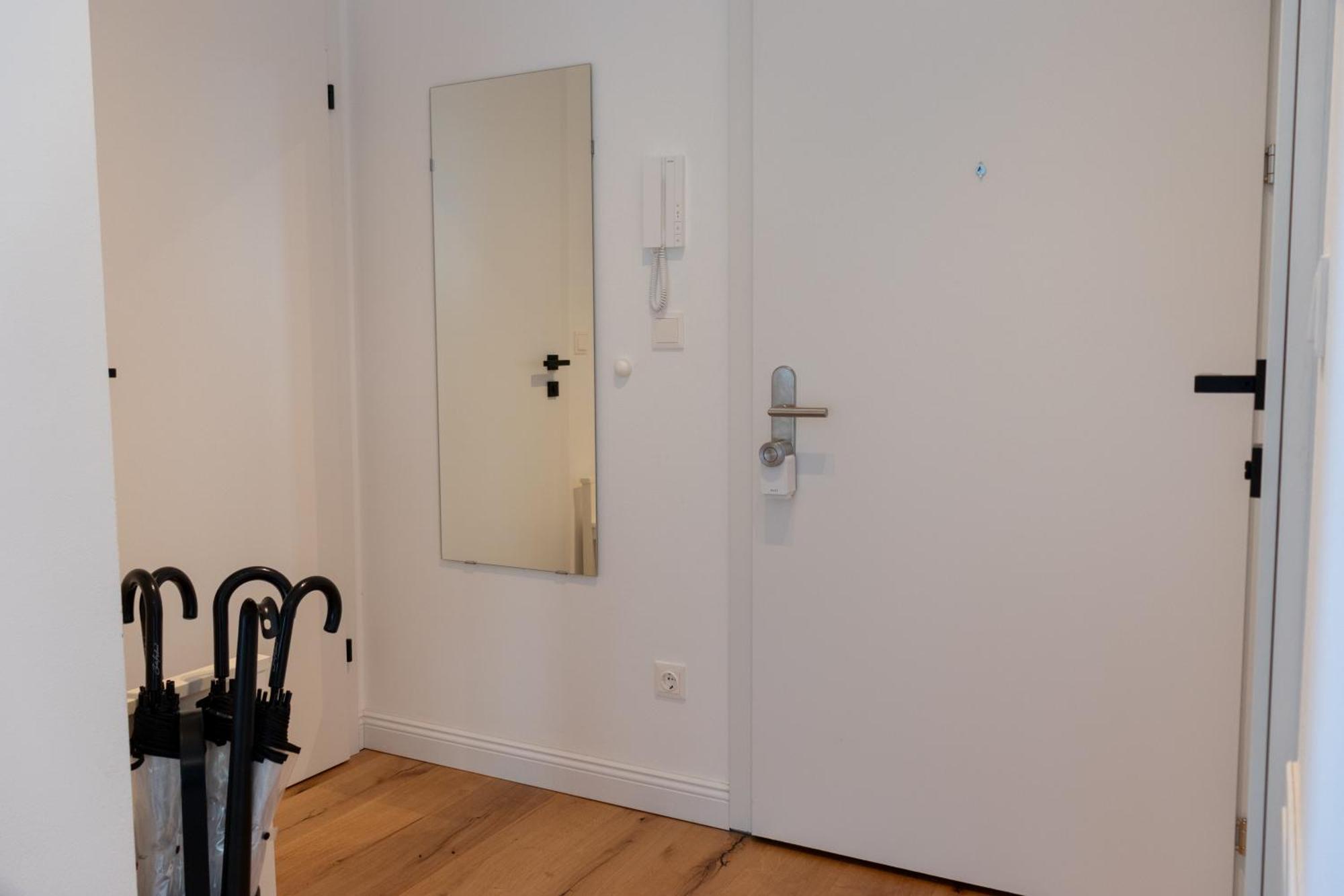 Noblenest: Terrasse - Netflix - Kaffee Apartman Bécs Kültér fotó